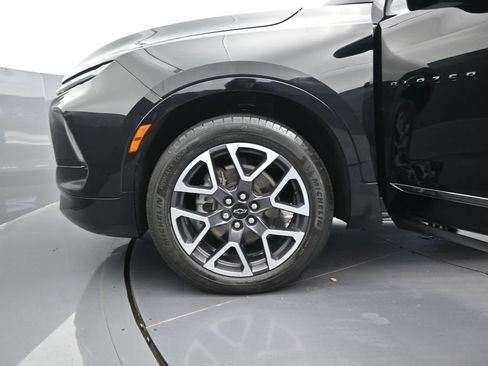 Used 2023 Chevrolet Blazer RS FWD image 13