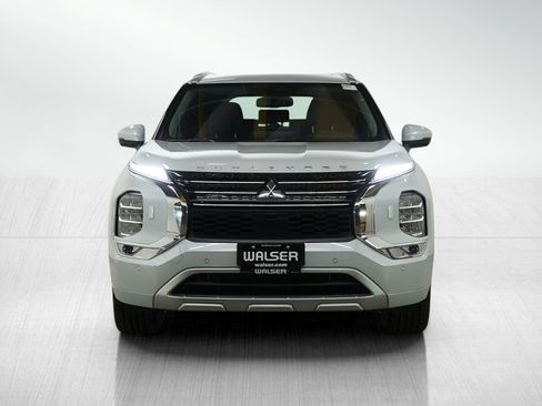 Used 2023 Mitsubishi Outlander SEL image 8