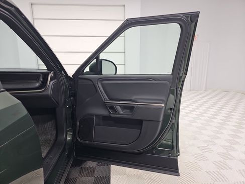 Used 2024 Rivian R1T Adventure AWD/4WD image 18