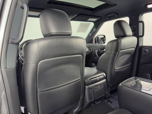Used 2023 Nissan Armada SL w/ Midnight Edition Package image 38