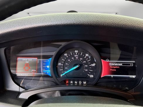 Used 2017 Ford Expedition Limited image 19