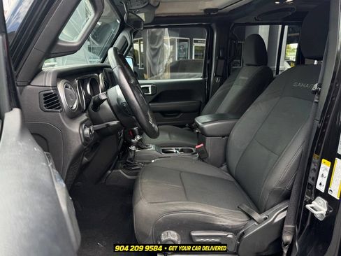 Used 2019 Jeep Wrangler Unlimited Sahara w/ LED Lighting Group AWD/4WD image 17