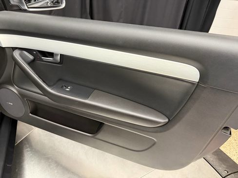 Used 2009 Audi S4 Cabriolet image 31