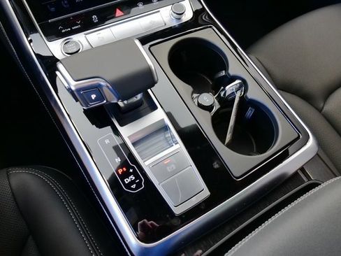 New 2026 Audi Q8 Premium Plus image 26