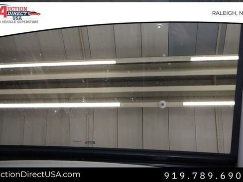 Used 2003 HUMMER H2 w/ Preferred Equipment Group image 8