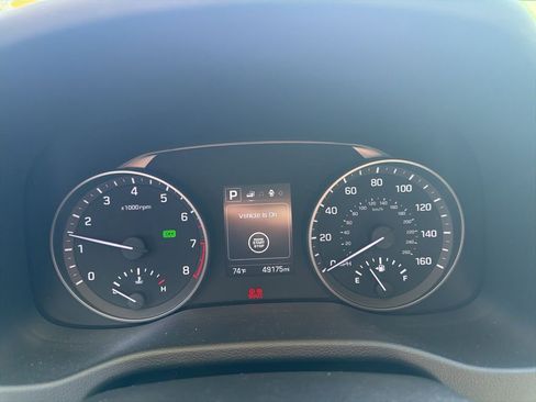 Used 2018 Hyundai Elantra Limited image 17