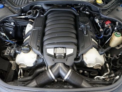 Used 2010 Porsche Panamera S image 53