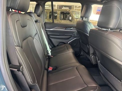 New 2026 Jeep Grand Cherokee Limited image 8