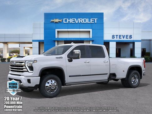 New 2026 Chevrolet Silverado 3500 High Country w/ High Country Premium Package AWD/4WD image 2
