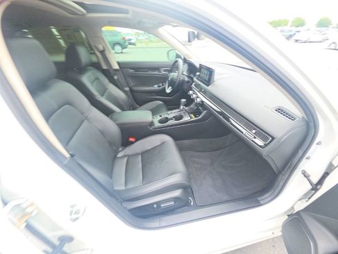 Certified 2024 Honda Civic Touring image 32
