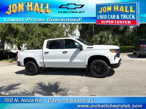 Used 2026 Chevrolet Silverado 1500 Custom Trail Boss w/ LPO, Dark Essentials Package AWD/4WD image 12