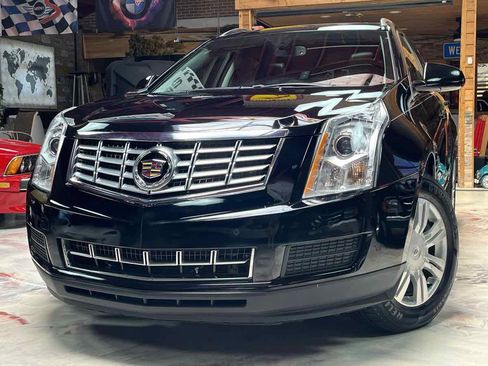 Used 2016 Cadillac SRX Luxury FWD image 1