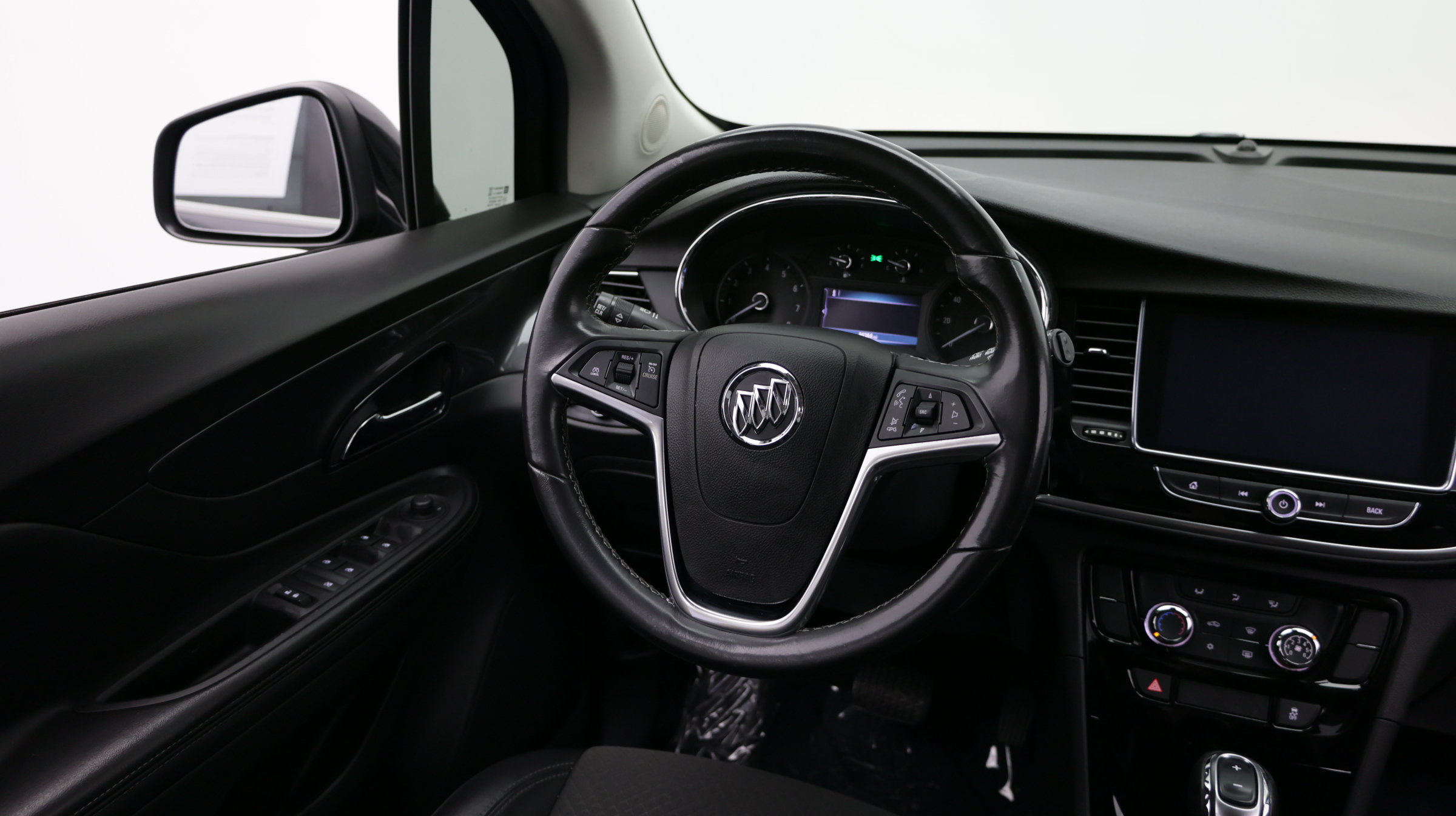 Used 2019 Buick Encore Preferred w/ LPO, Active Package FWD image 25