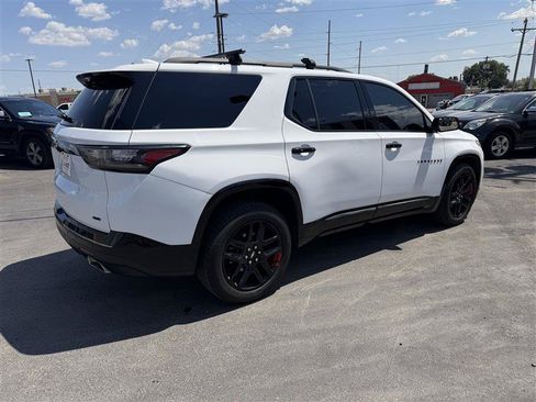 Used 2019 Chevrolet Traverse Premier w/ Redline Edition AWD/4WD image 7