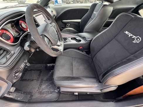 Used 2023 Dodge Challenger SRT Hellcat RWD image 17