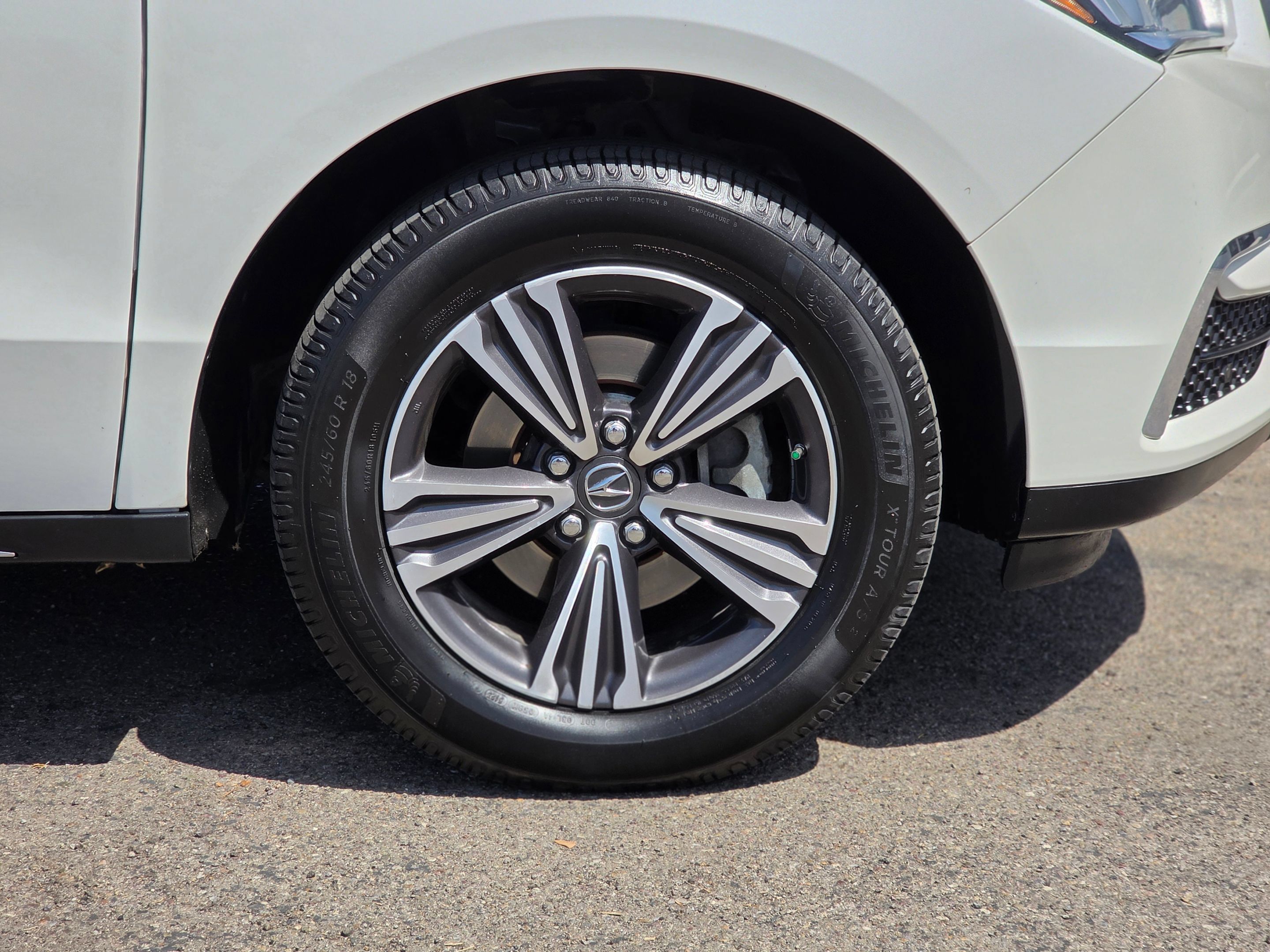 Used 2018 Acura MDX FWD image 8