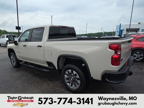 New 2026 Chevrolet Silverado 2500 Custom w/ Custom Value Package AWD/4WD image 6