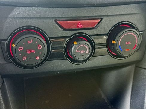 Used 2020 Subaru Impreza Premium image 17