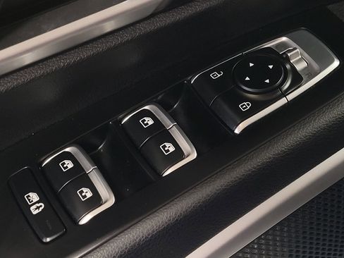 Used 2020 Kia Telluride LX FWD image 27