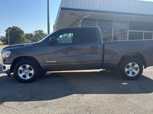 Used 2021 RAM 1500 Big Horn RWD image 4