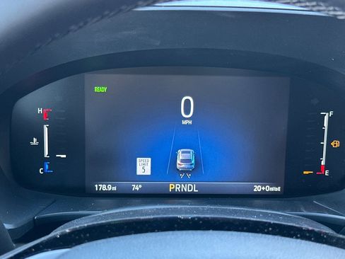 New 2025 Ford Escape SE FWD image 24