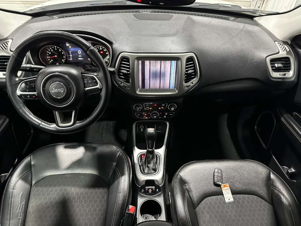 Used 2018 Jeep Compass Latitude w/ Popular Equipment Group FWD image 15
