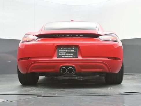 Certified 2025 Porsche 718 Cayman RWD image 35