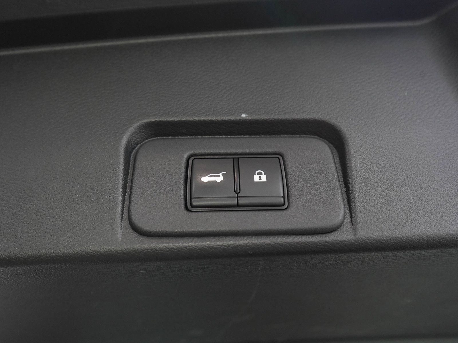 Used 2022 Nissan Rogue Platinum w/ Head-Up Display Package AWD/4WD image 11