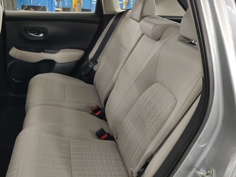 Used 2023 Honda HR-V LX image 17