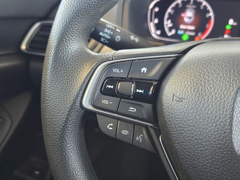 Used 2022 Honda Accord LX image 19