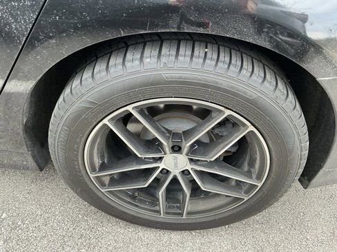 Used 2015 Ford Fusion SE image 13