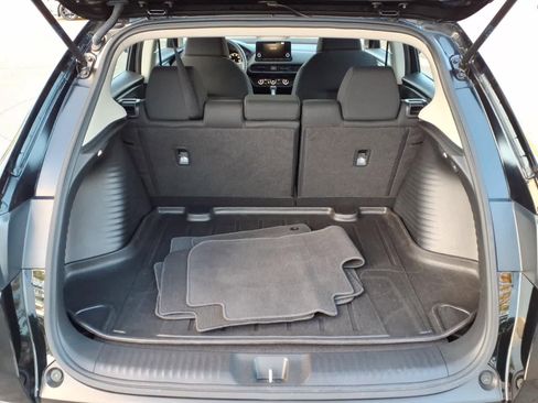 Certified 2024 Honda HR-V LX image 6