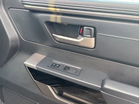 Used 2022 Toyota Tundra Limited image 11