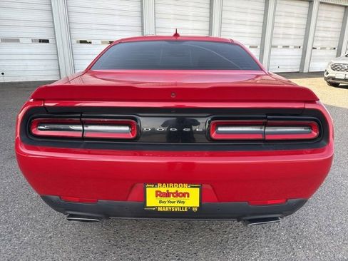 Used 2015 Dodge Challenger R/T Plus RWD image 7