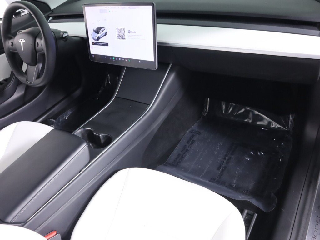 Used 2020 Tesla Model 3 Long Range AWD/4WD image 38