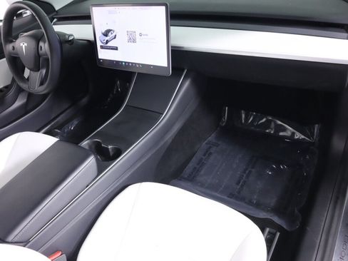 Used 2020 Tesla Model 3 Long Range AWD/4WD image 38