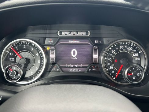 Used 2020 RAM 1500 Laramie image 12