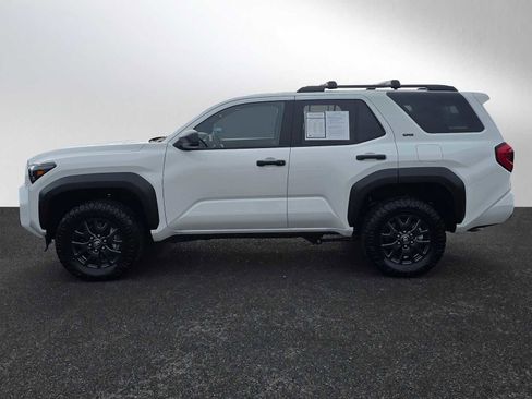 Certified 2025 Toyota 4Runner SR5 image 6