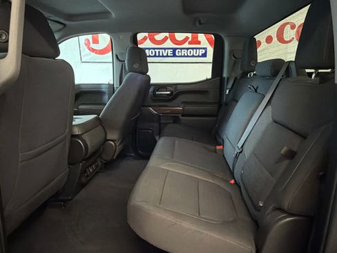 Used 2022 Chevrolet Silverado 1500 RST w/ Z71 Off-Road Package AWD/4WD image 18
