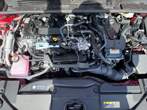 Certified 2025 Toyota Prius Plug-In Hybrid image 18