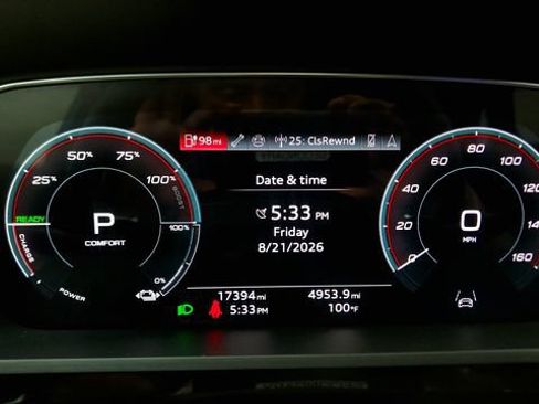 Used 2024 Audi Q8 e-tron Premium Plus AWD/4WD image 56