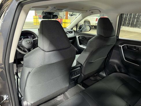 Certified 2024 Toyota RAV4 LE AWD/4WD image 27