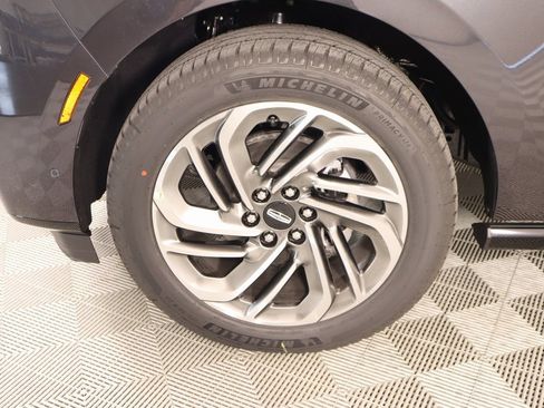 New 2025 Lincoln Navigator Reserve image 20