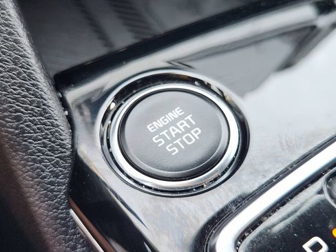 Certified 2025 Kia Sportage EX FWD image 23