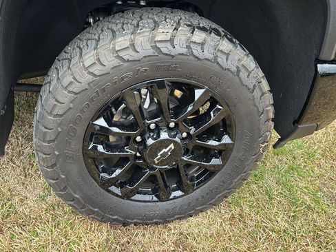 Certified 2025 Chevrolet Silverado 2500 LT w/ Trail Boss Package image 33