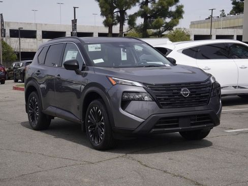New 2026 Nissan Rogue SV FWD image 2
