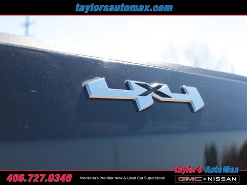 Used 2021 GMC Sierra 1500 4x4 Crew Cab w/ Sierra Value Package image 29