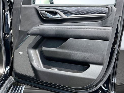 Used 2023 GMC Yukon XL Denali w/ LPO, Floor Liner Package AWD/4WD image 25