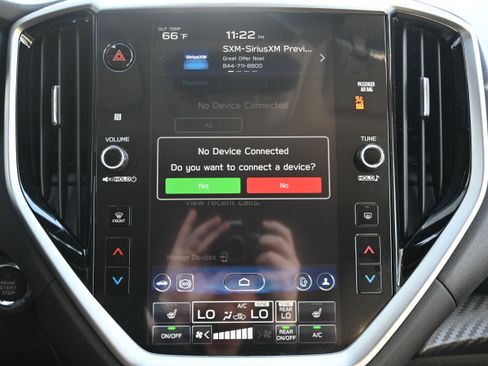 Used 2024 Subaru Ascent Premium w/ Convenience Package image 23