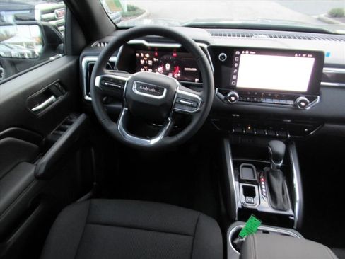 New 2026 GMC Canyon Elevation w/ Convenience Package image 14